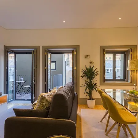 Apartment Charm *