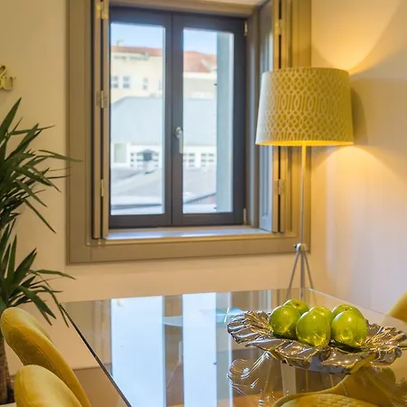 Charm Apartment *